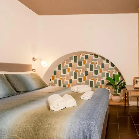 Alice-belle Epoque Cozy Retreat In The Heart Of Apartamento Bari