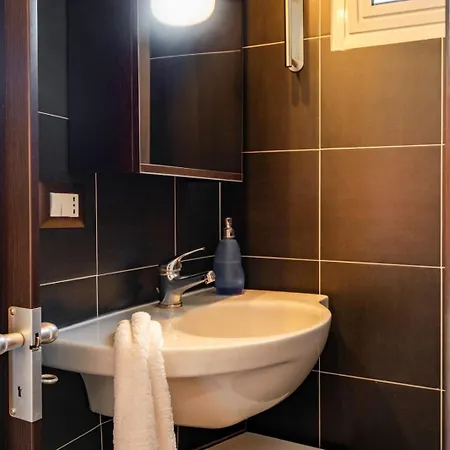 Apartament Alice-belle Epoque Cozy Retreat In The Heart Of Bari